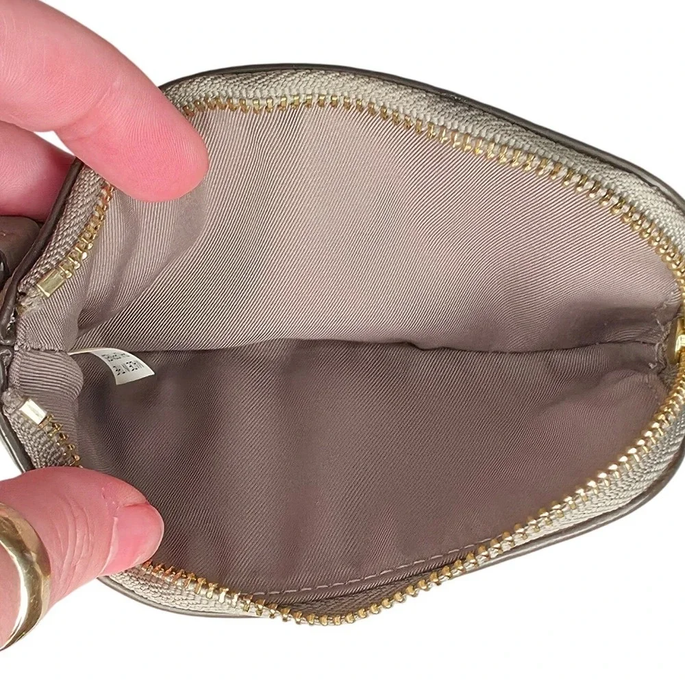 Tory Burch Perry Bombé Wristlet Grey Heron Pebbled Leather Zip Pouch Wristlet